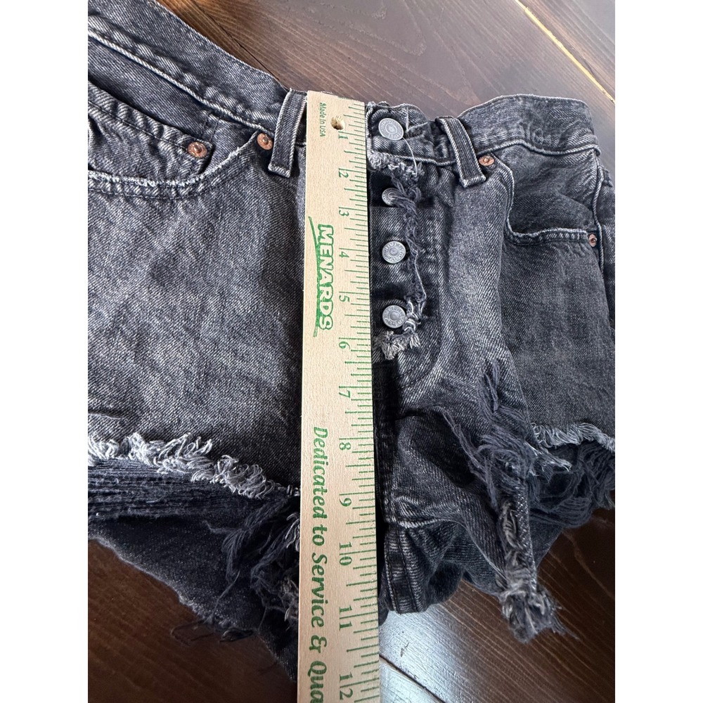 Levis 501 Original Button Fly High Waisted Distressed Black Denim Short 26 Women - Picture 5 of 11